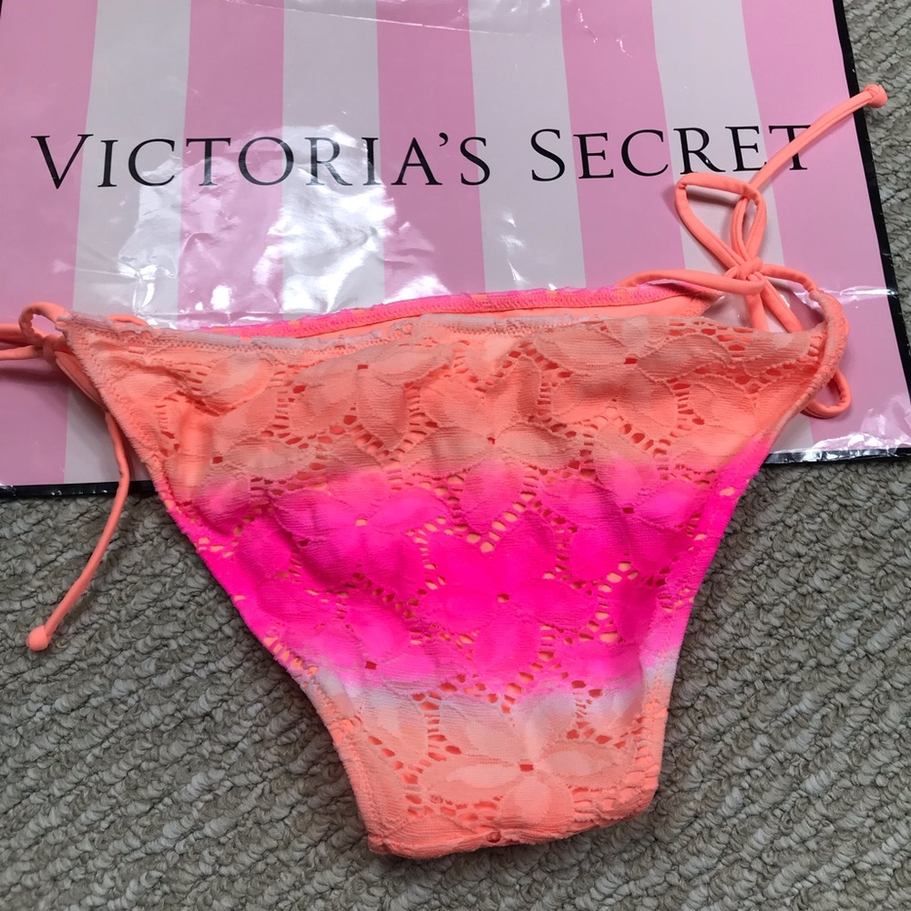 NWT Victoria Secret Bikini Bottom tied Dye Medium - Picture 3 of 4
